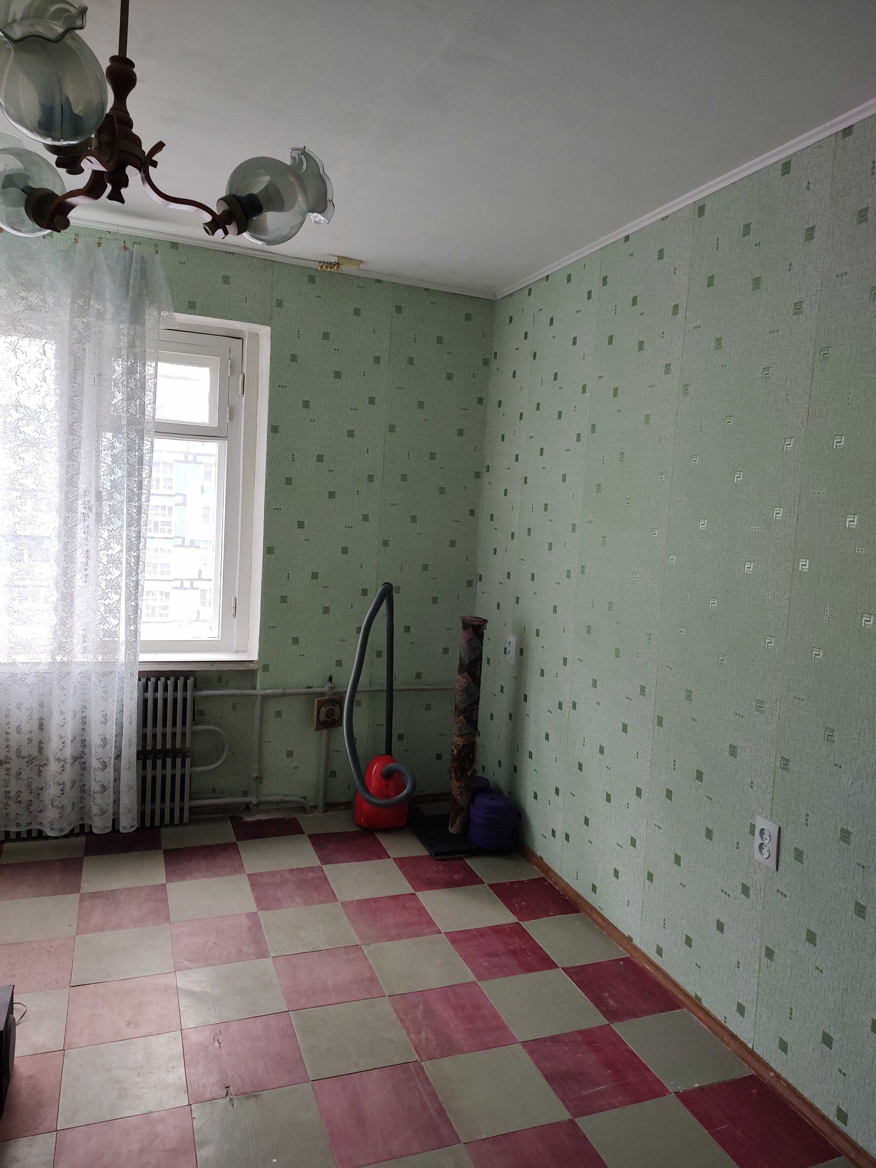 Двухкомнатная квартира в Приднепровске