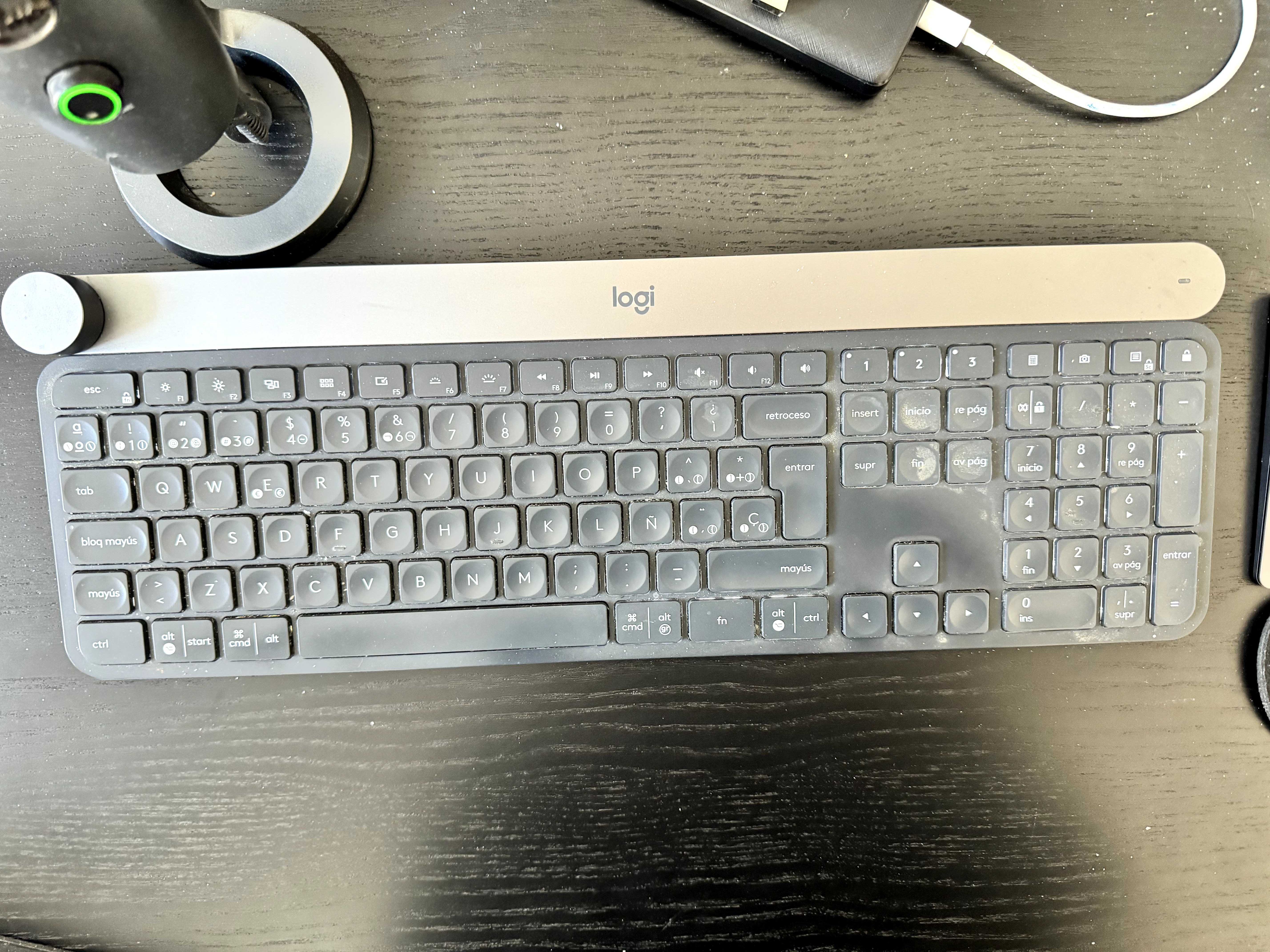 Logitech Craft bluetooth keyboard