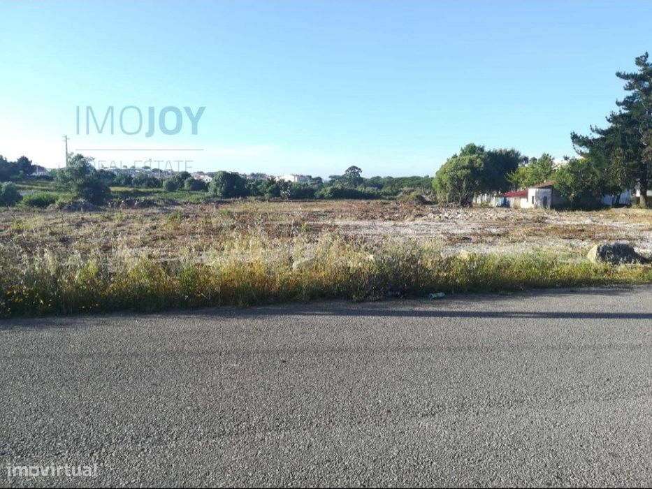 Excelente Terreno no Parque empresarial do Ral em Sintra