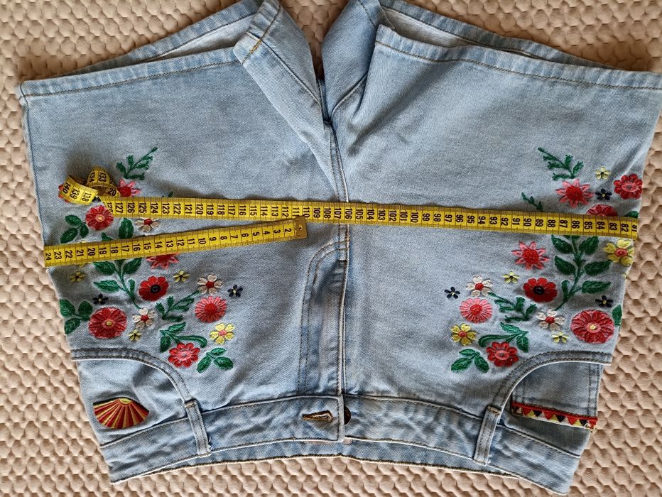 Джинсові шорти жіночі