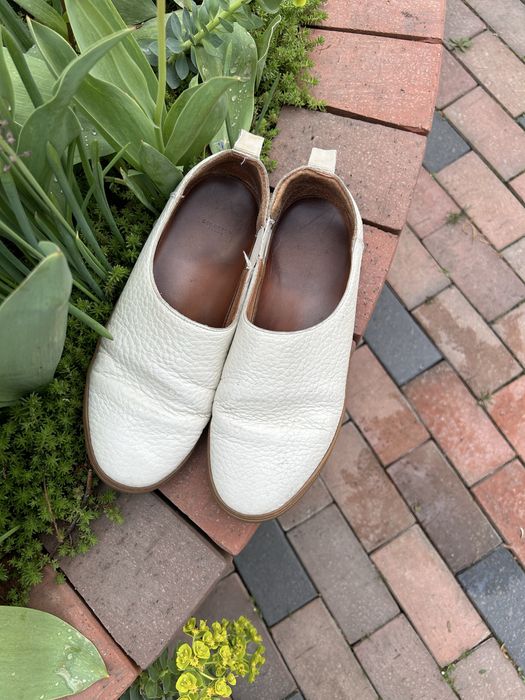 Мокасини шкіряні білі