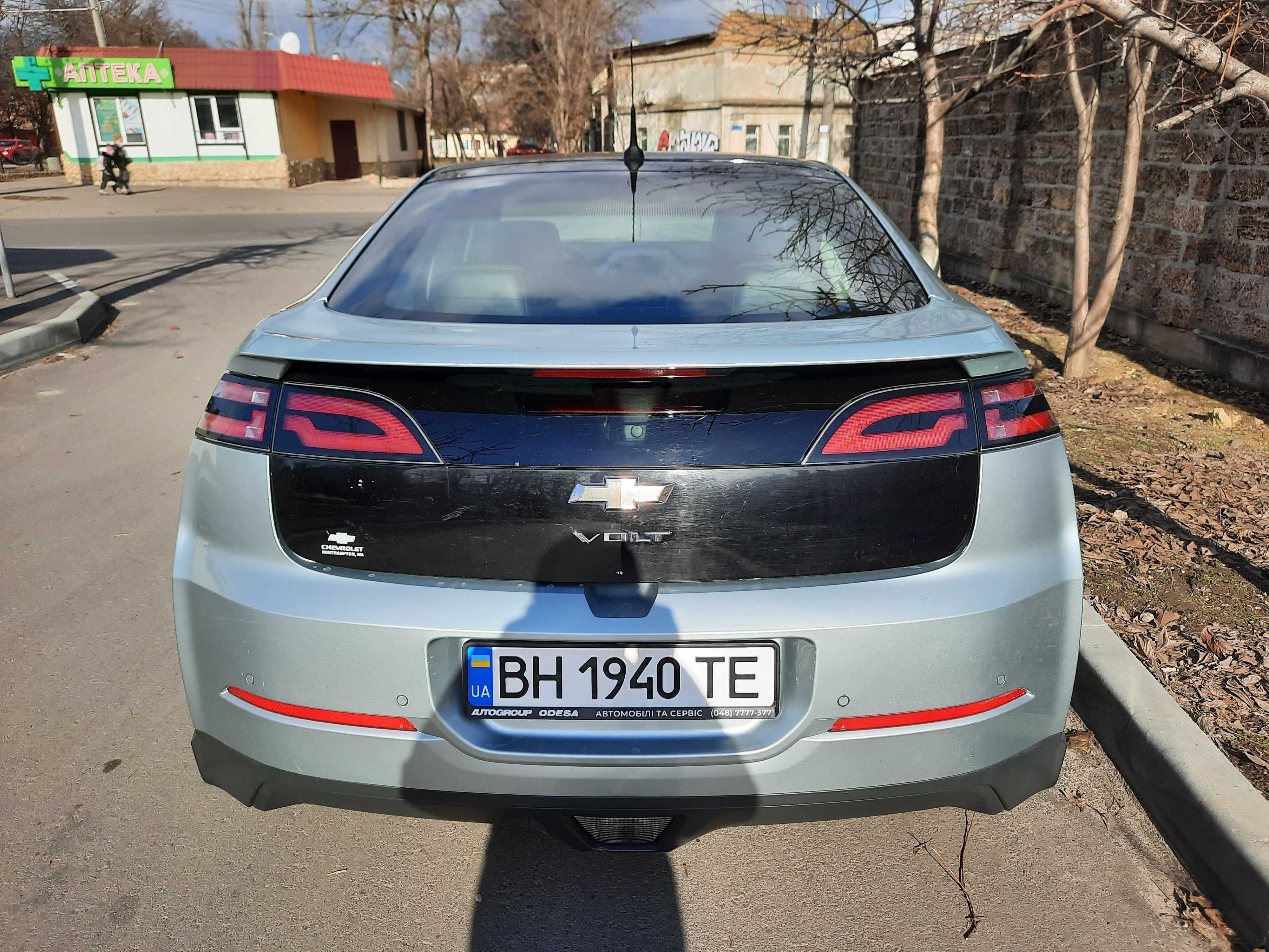 Chevrolet  Volt  Гибрид (PHEV) 1.4 Автомат 2011 г.в.