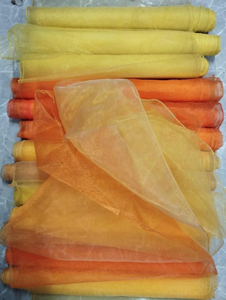 Organza w kolorach żółci i oranżu