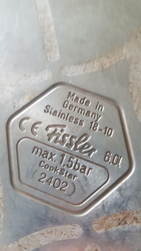 Szybkowar profesjonalny ,, stal FISSLER 6 l