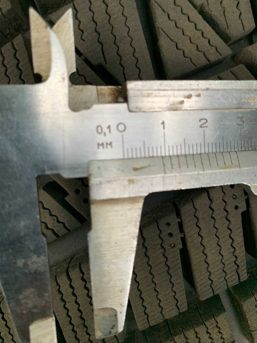 Зимові автошини BRIDGESTONE Blizzak Revo GZ 205/60R16 92S 4 шт.