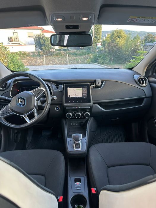 Renault zoe 2020 baixo km rodado bateria própria