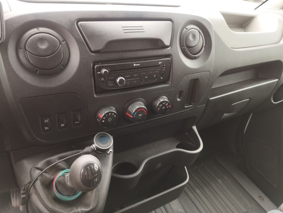 Продається  Renault Master2.3. 2015 року 8 + 1.  120 кВт 165 конейконе