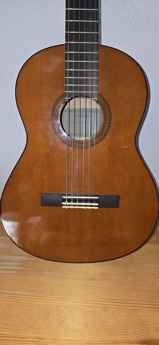 Yamaha gitara klasyczna 1/2