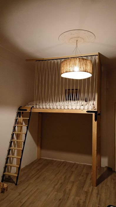 Łóżko na antresoli - projekt i montaż