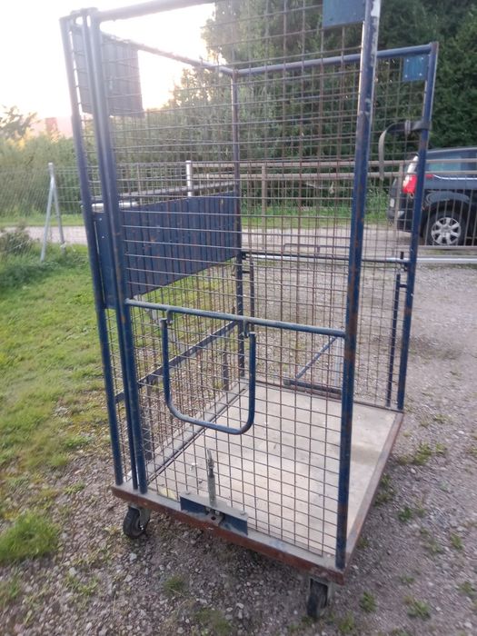 Wózek transportowy krata z zaczepem składanym