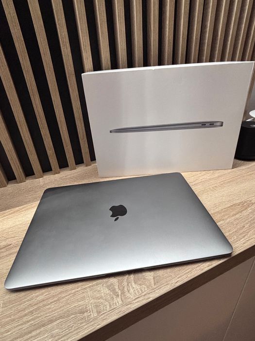 MacBook Air ecrã 13.3" IntelCore i5, 8 RAM, 128 Gb , MacOS Sonoma