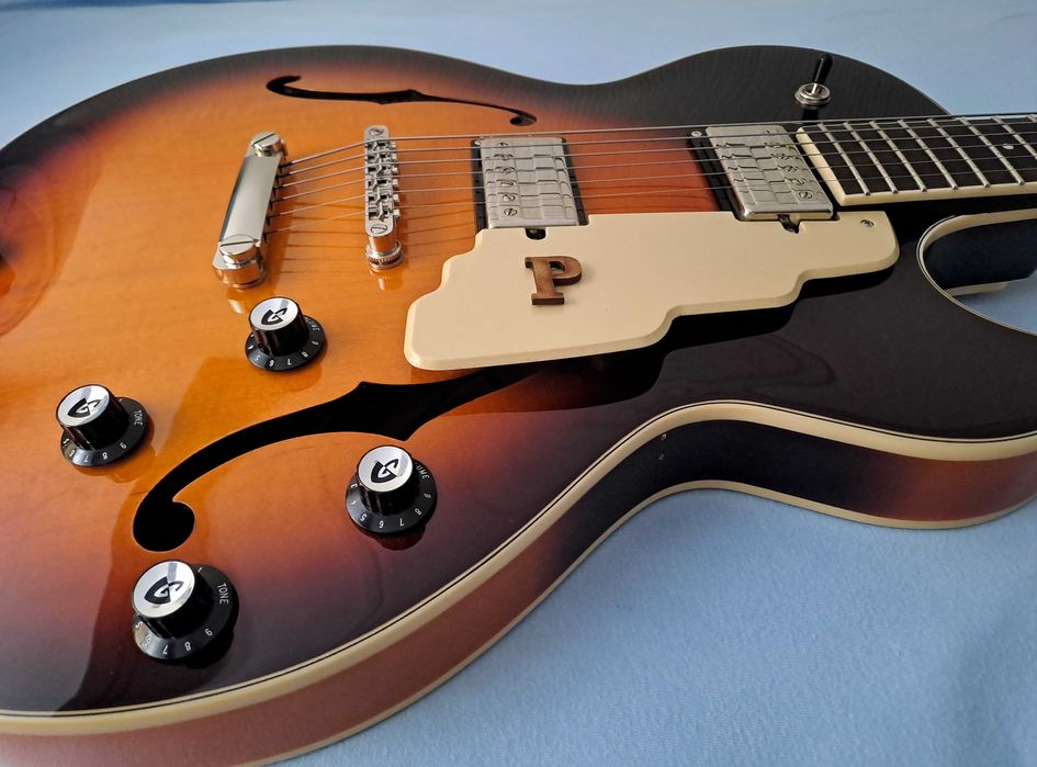 Guitarra wollobody Guild Starfire I SC Antique Burst