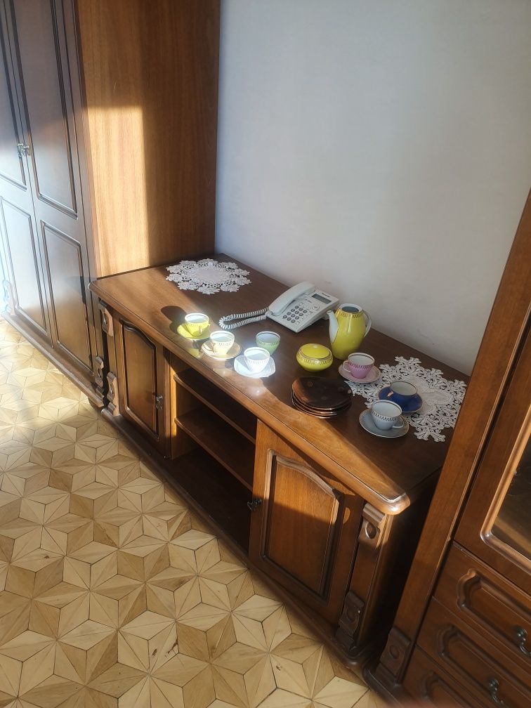 Meble vintage do salonu