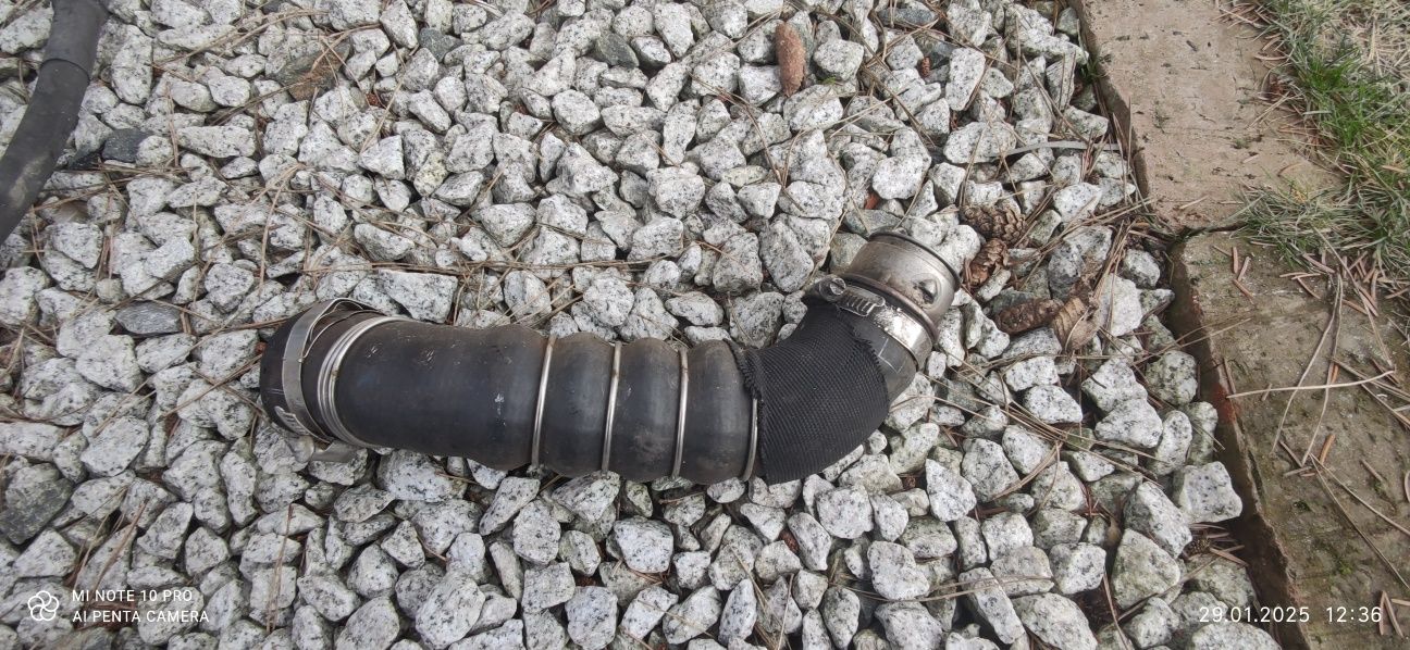 Przewód klimatyzacji A4 B7 halogen rura intercoolera rezonator powietr