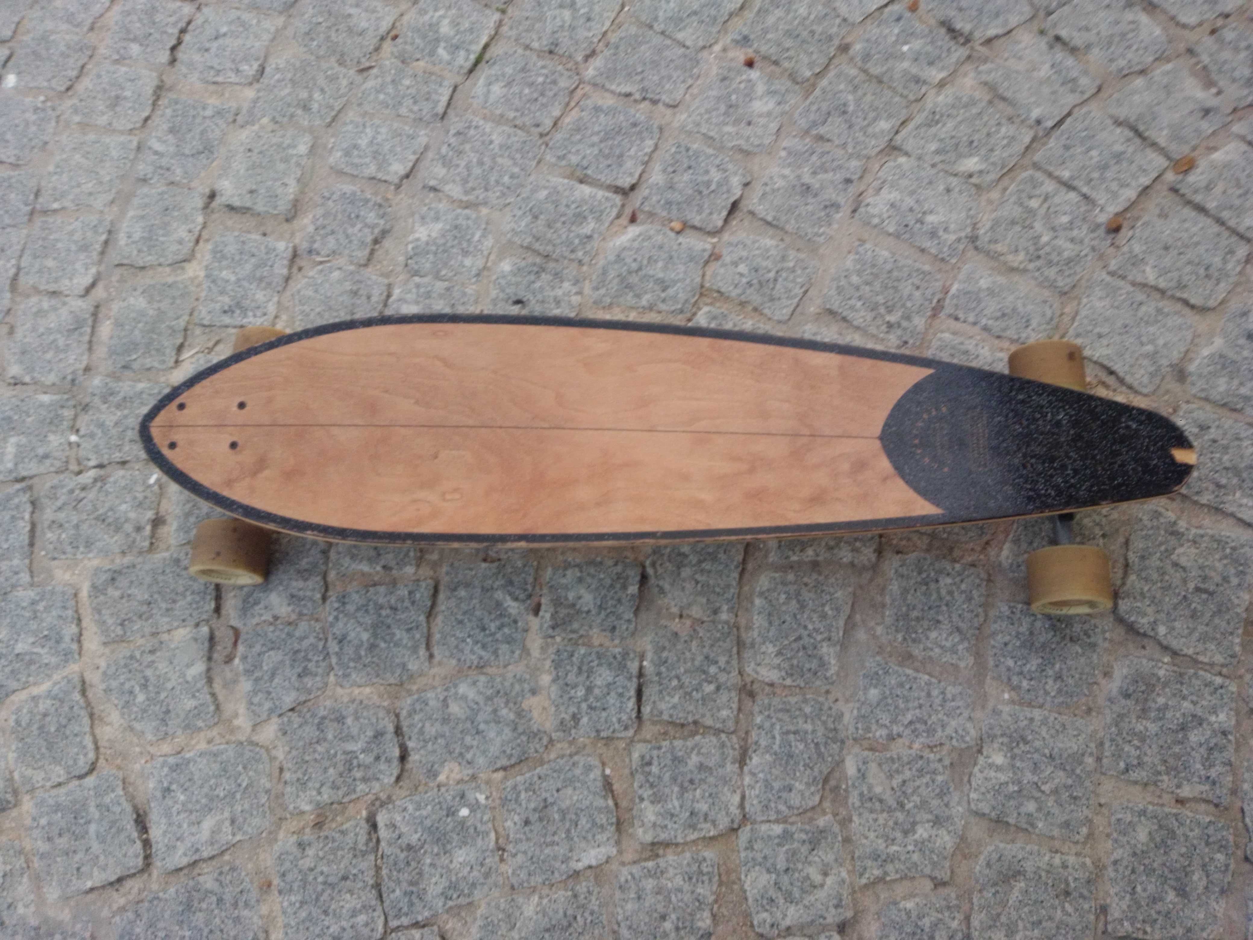 Longboard skate.