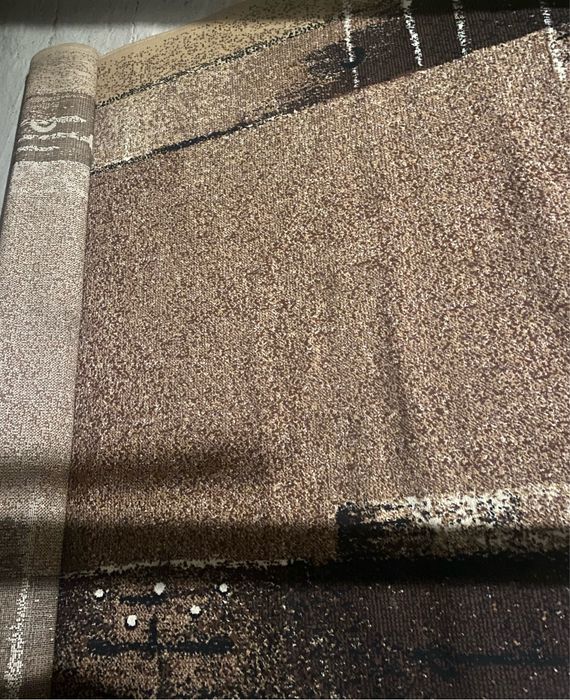 Продам килим б/в, розмір 1.80 на 4.00