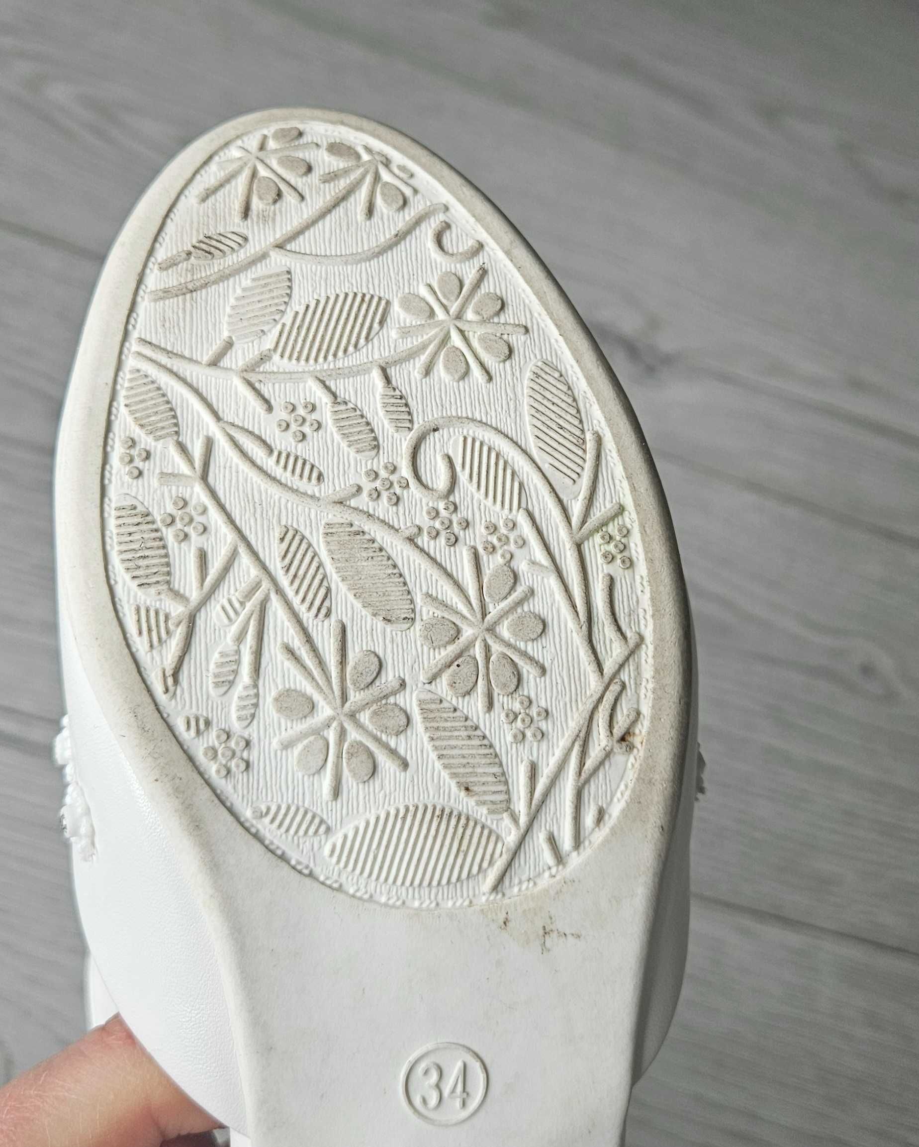 Buty komunijne dla dziewczynki rozm 34