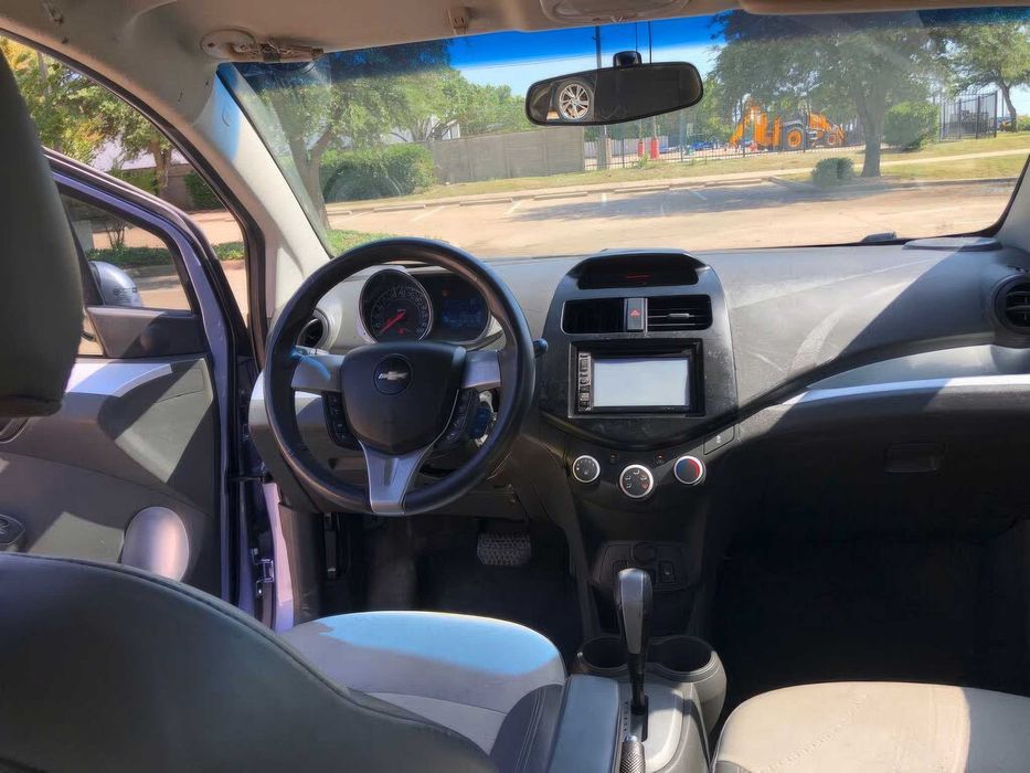 Chevrolet Spark 2LT      2014