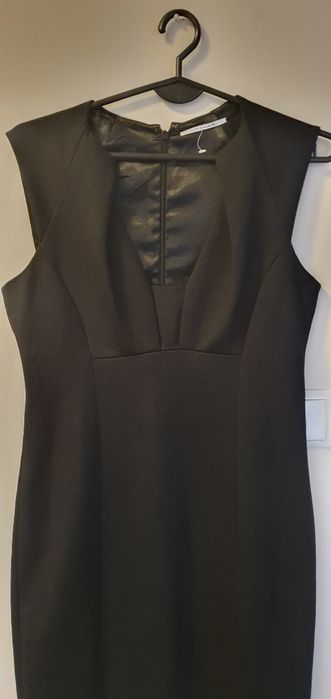 Sukienka mała czarna na podszewce T-Tahari M