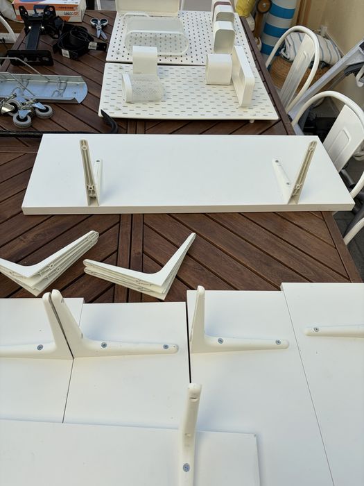 Prateleiras ( varias ) + Varias outras coisas