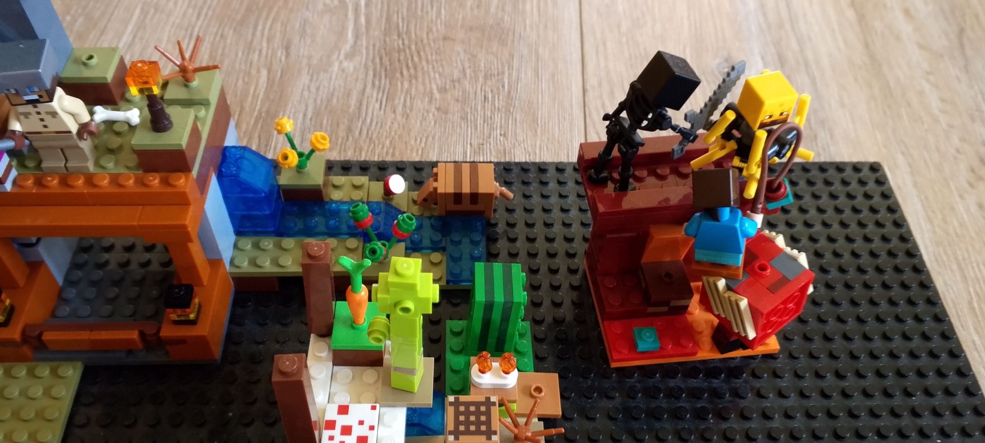 LEGO Minecraft raz złożone