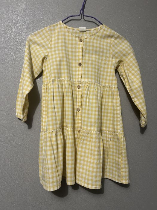 Дуже мила сукня для дівчинки, фірми H&M, розмір 104