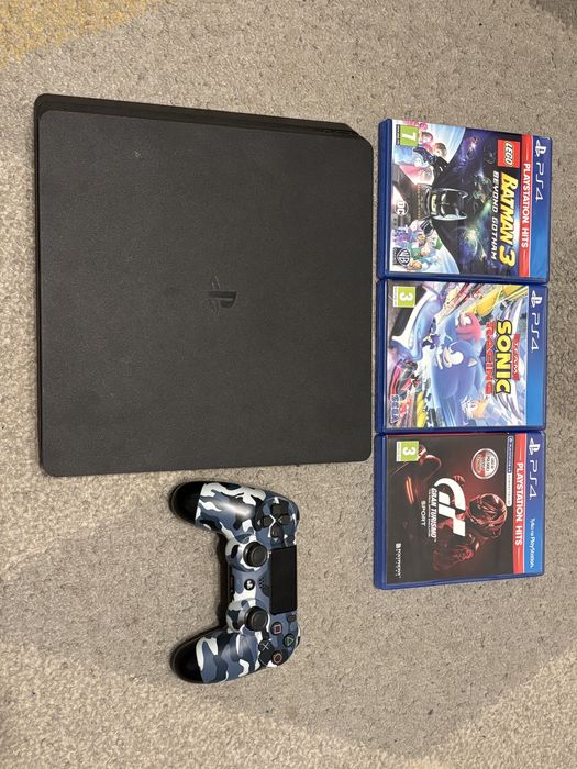 Konsola PS4 Slim 1TB + Pad + 3 gry