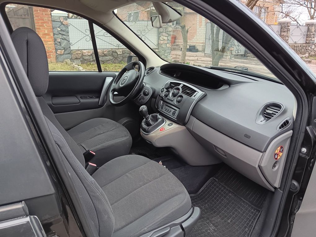 RENAULT SCENIC 2 1.6 газ-бензин