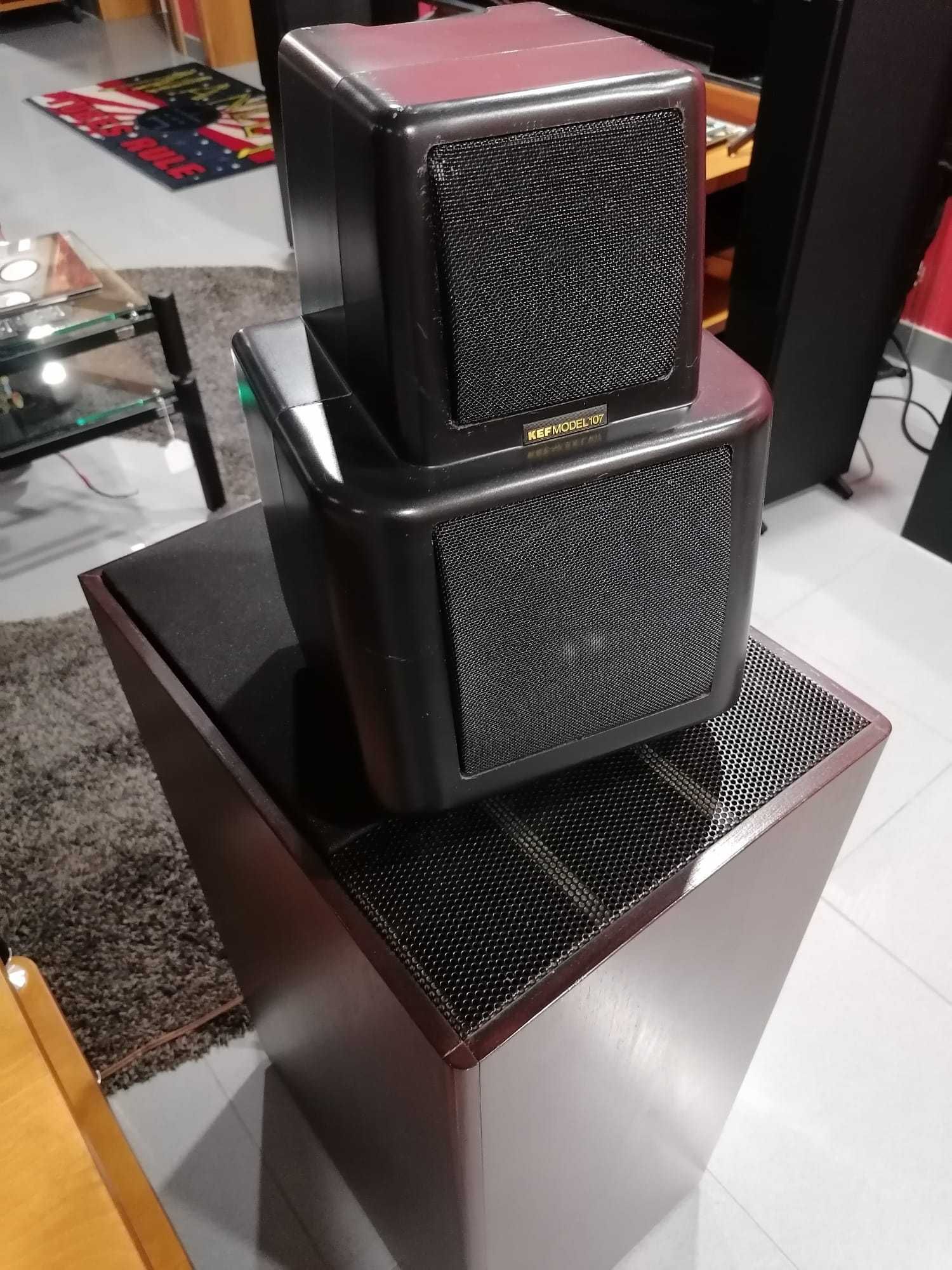 Colunas KEF - MODEL 107