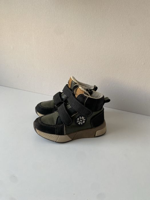 chłopięce ocieplane trzewiki buty zimowe rozmiar 25