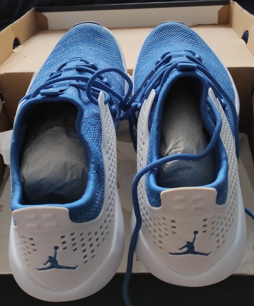 Jordan express oryginalne. Nowe 44.5.