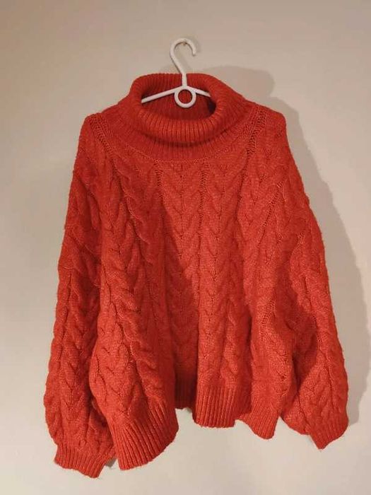 Czerwony melanżowy gruby sweter oversize Tu plus size w warkocze