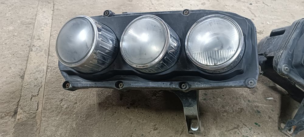 Фари Alfa Romeo 159