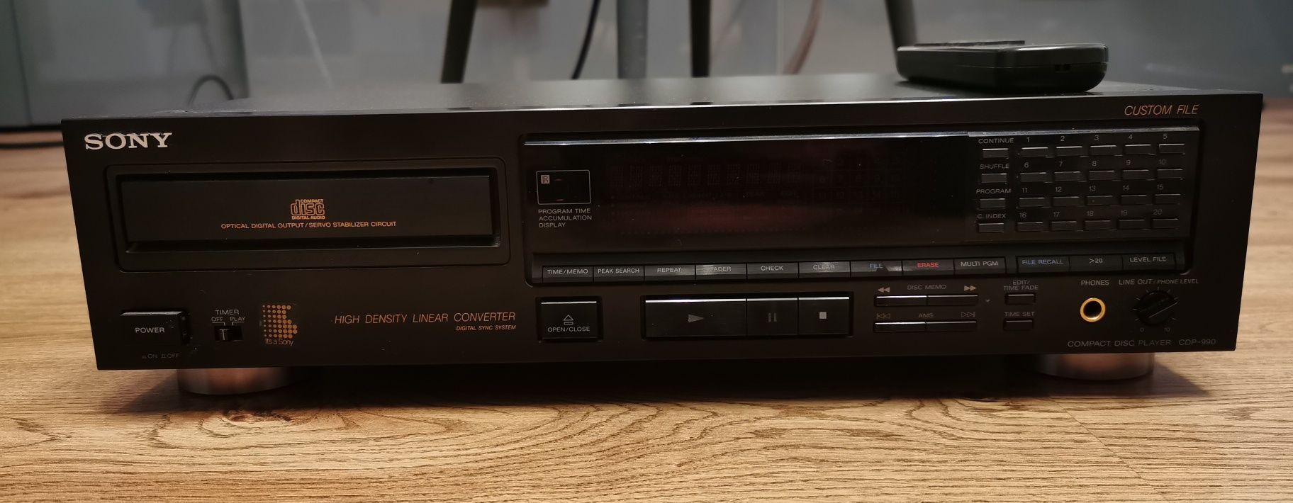 Odtwarzacz CD SONY CDP-990 + pilot