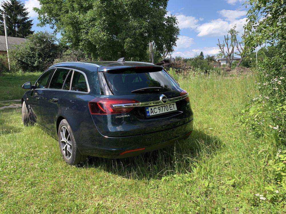 Opel Insignia Sport Tour 2015 1.6 CDTI