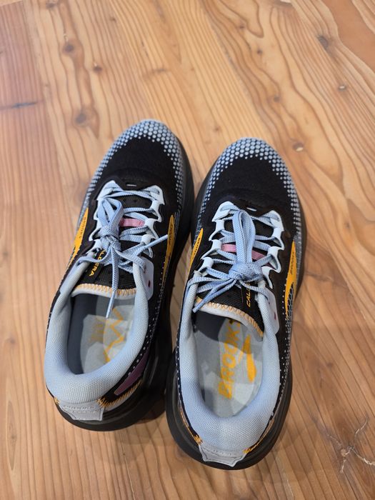 Бігові кросівки Brooks Caldera 6