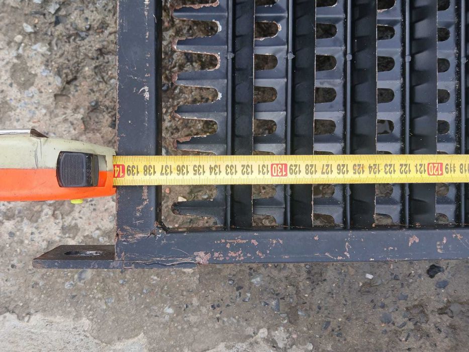 Sprzedam przezbrojenie do kukurydzy - Massey Ferguson, Fendt