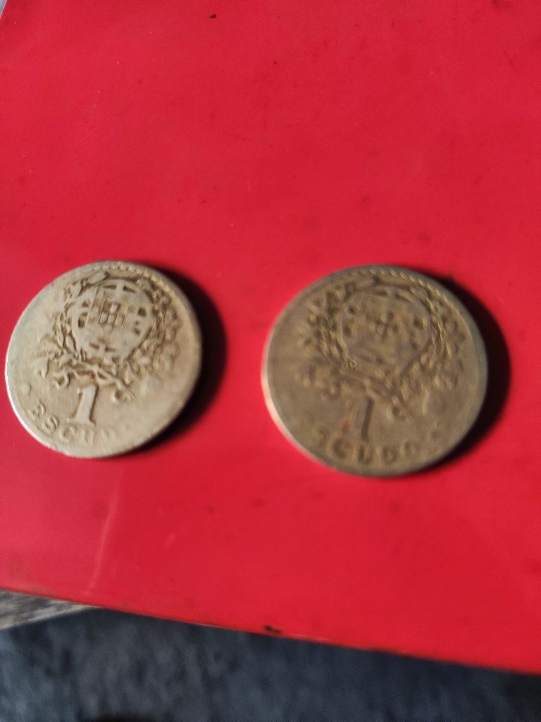 Moedas antigas escudo