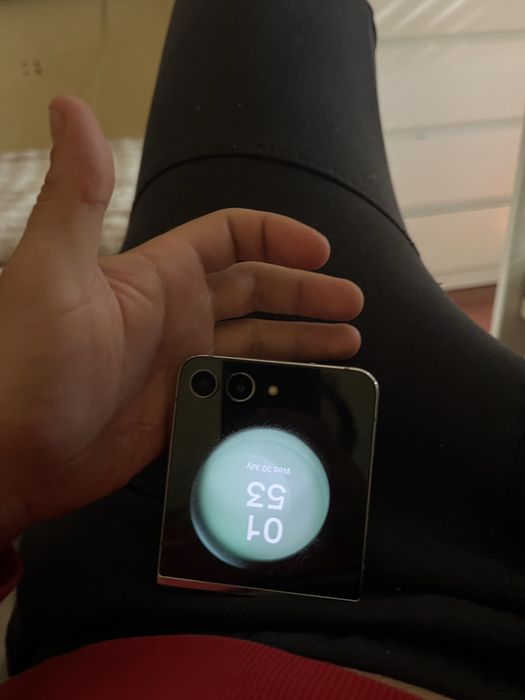 Samsung galaxy z flip 5