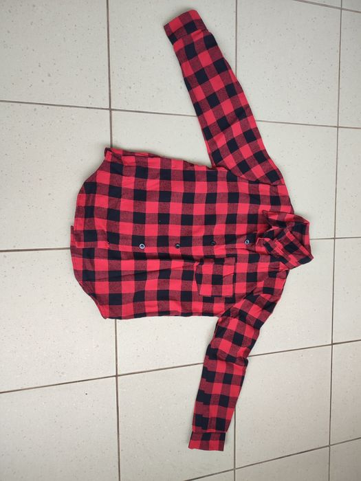 Koszula t-shirt w czerwono czarną kratkę z długim rękawem 134-140