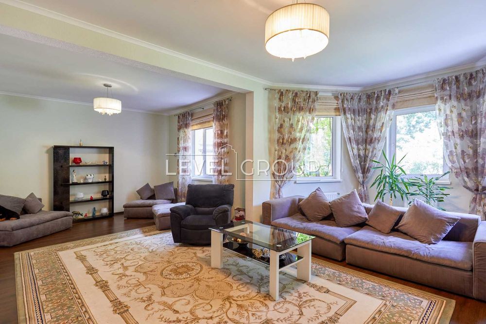 Окремий бдинок з ремонтом. Мархалівка, Фастівський район