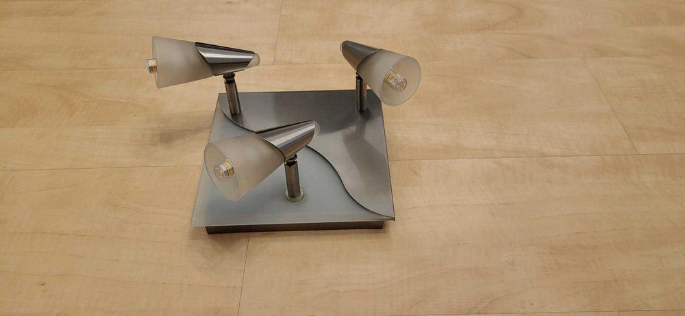 Lampa sufitowa trzy źródła światła