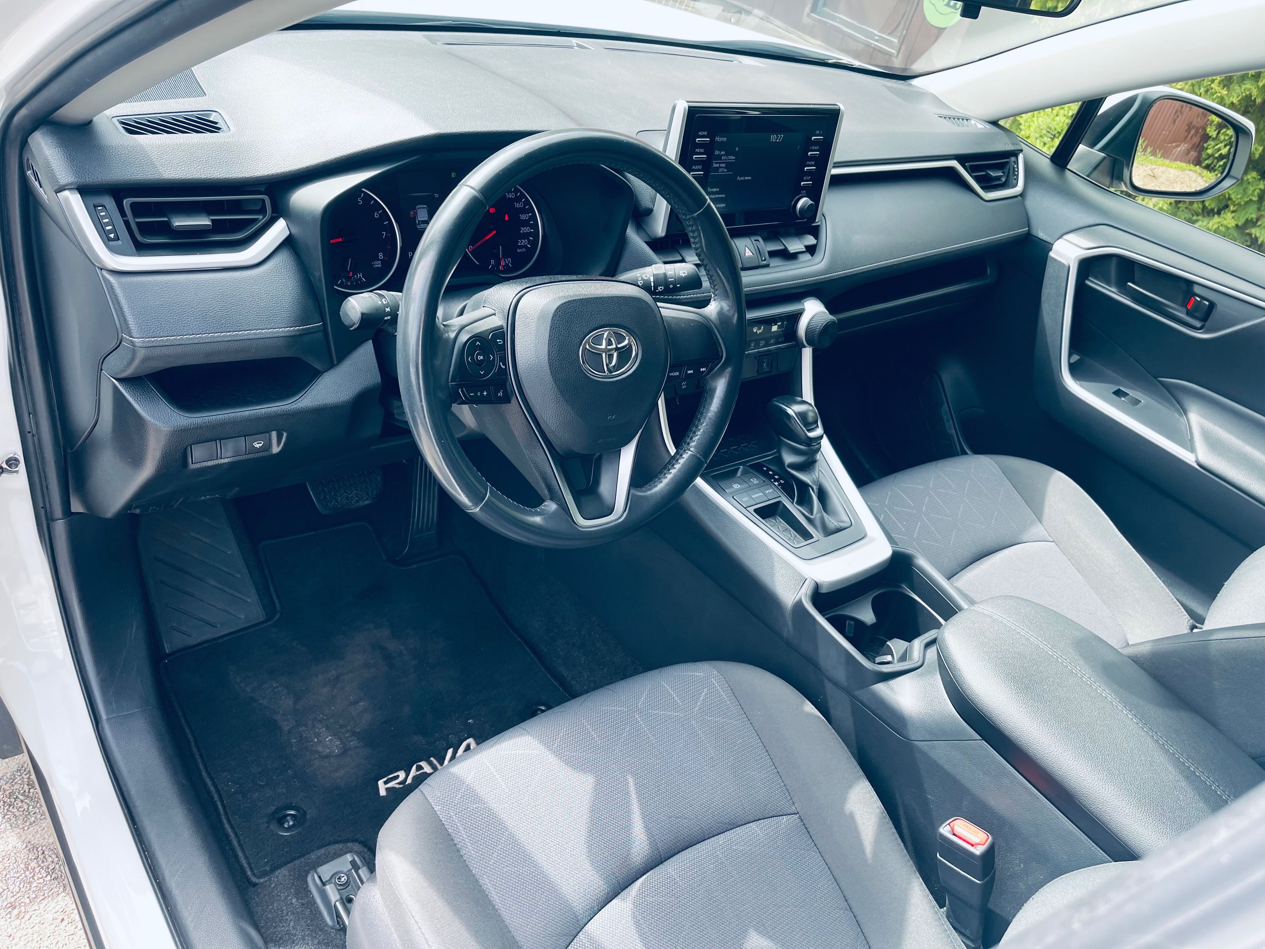 Toyota RAV4 официальный оригинальный пробег!
