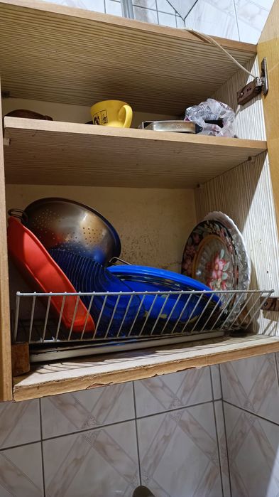 Кухонні шкафи віддам