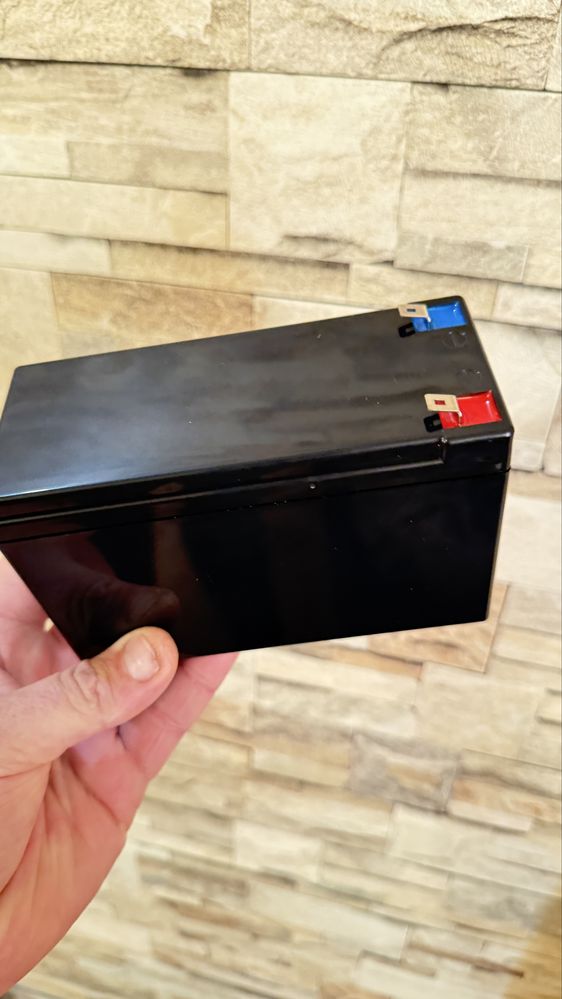 Корпус акумулятора для UPS, ДБЖ 12V на  18650 з BMS платою