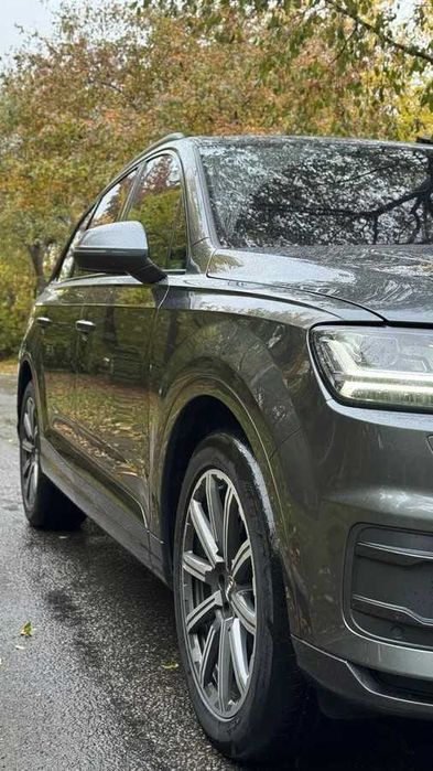 Audi Q7 2016 рік