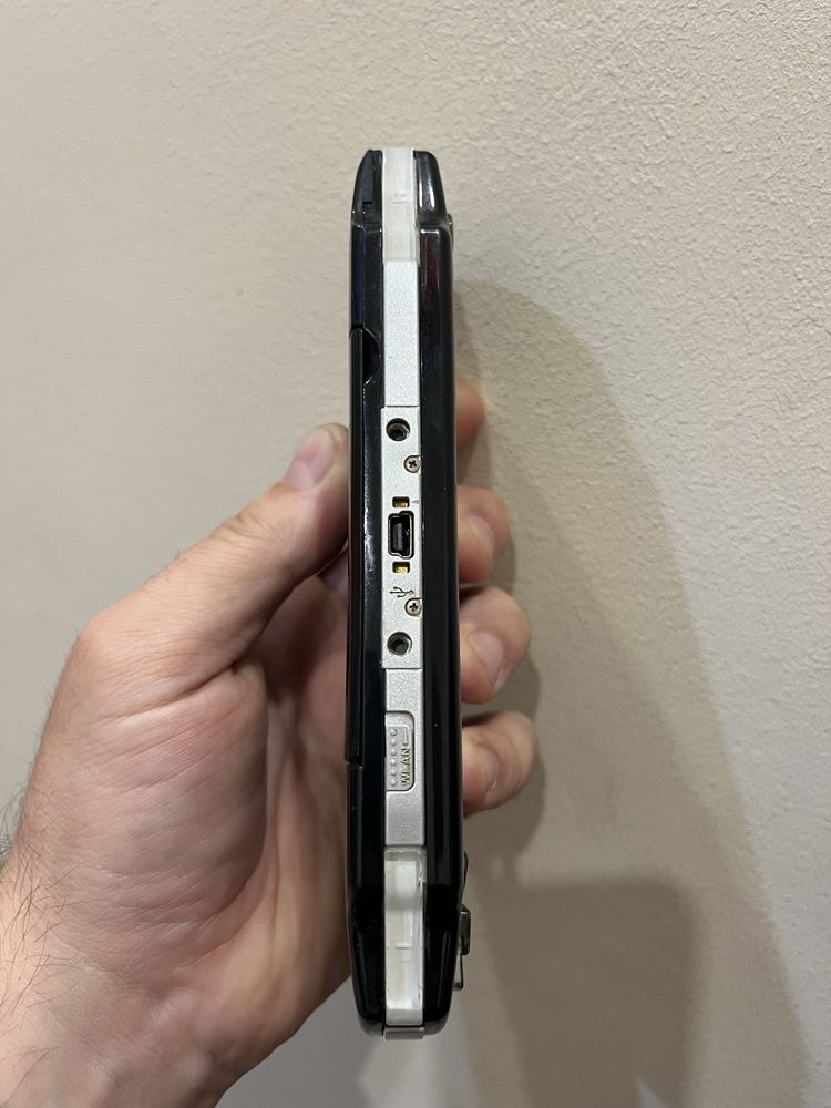 Продам Sony PSP 2004