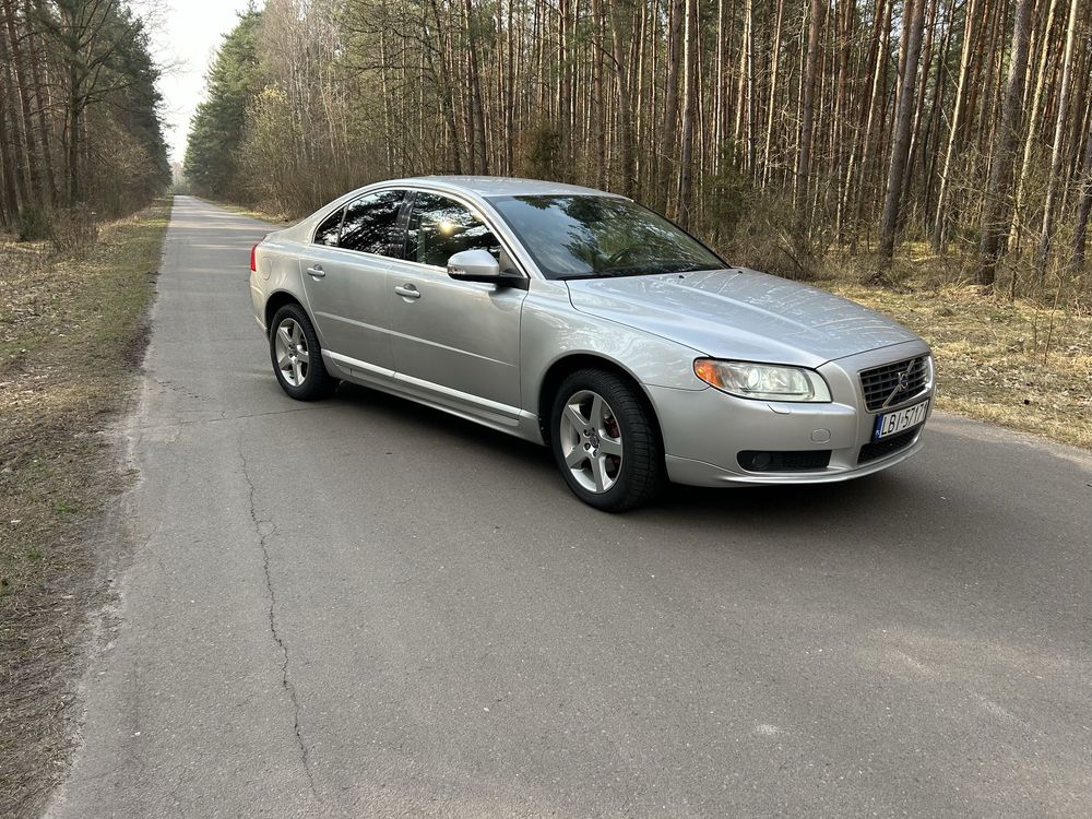Volvo S80 II Summum 2.4 D5 136 kW | 2008 | Automat |  Zadban