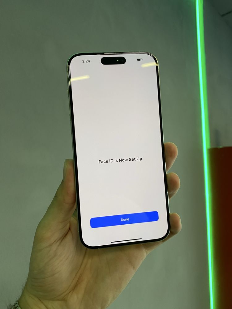 iPhone 15 Pro Max 256Gb White Titanium Unlock від Магазину
