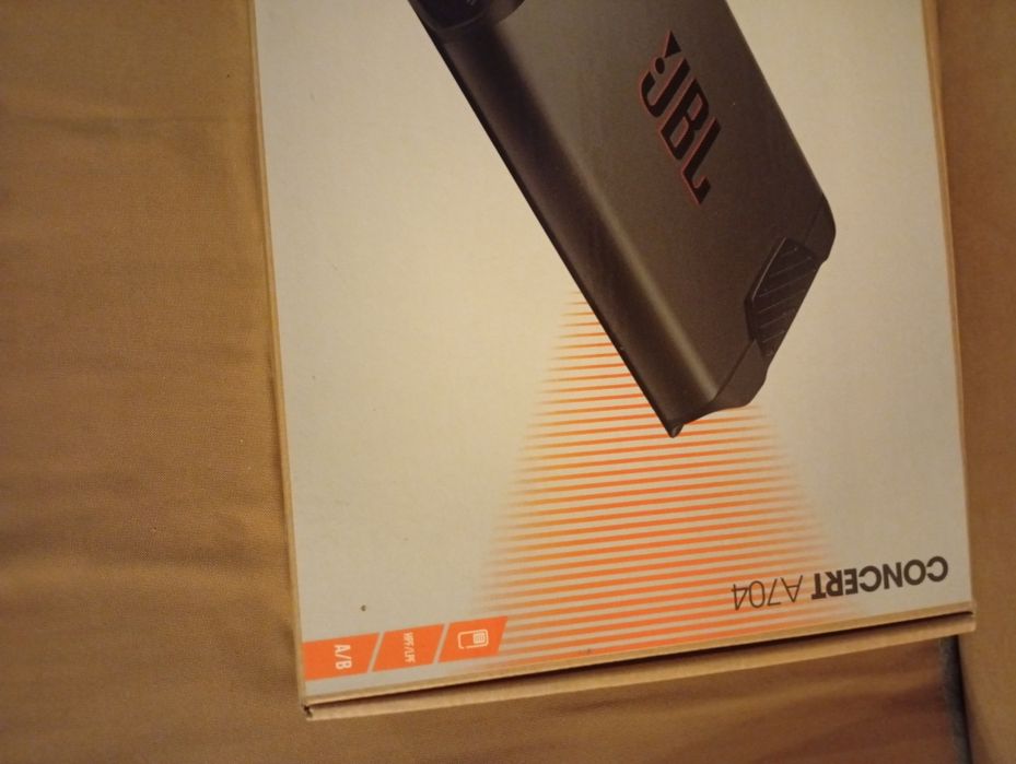 Amplificador JBL